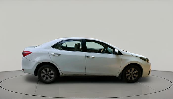 2014 Toyota Corolla Altis G PETROL, Petrol, Manual, 1,19,217 km, exterior