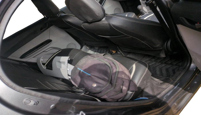 2024 Tata Tiago XM CNG, CNG, Manual, 21,689 km, interior