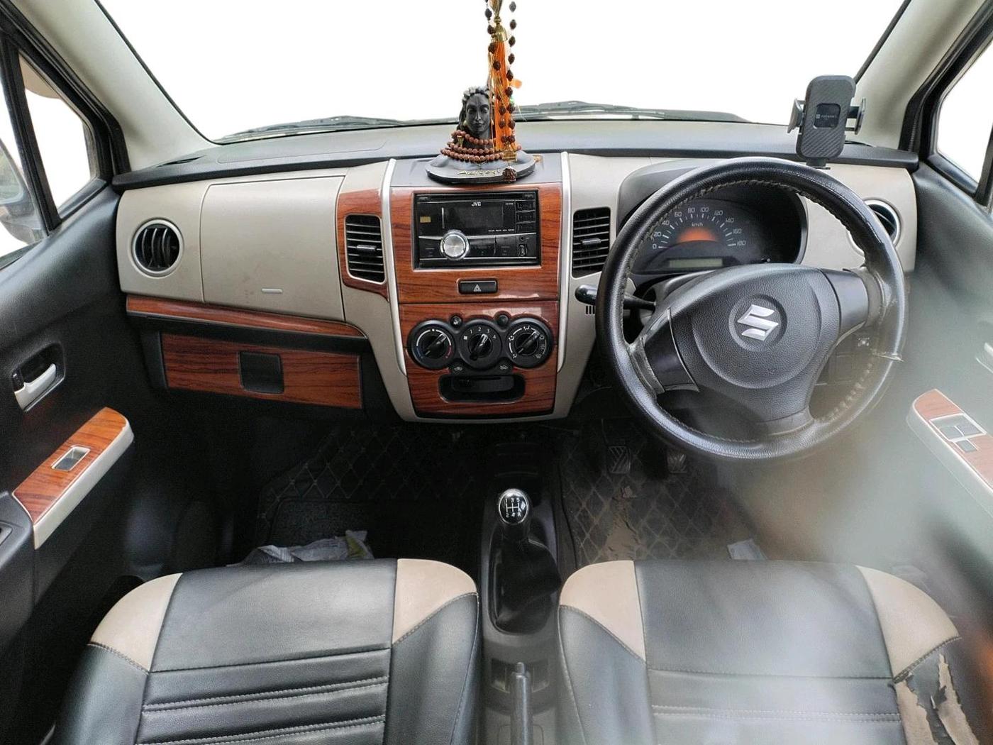 2014 Maruti Wagon R 1.0 LXI, CNG, Manual, 2,38,444 km, interior