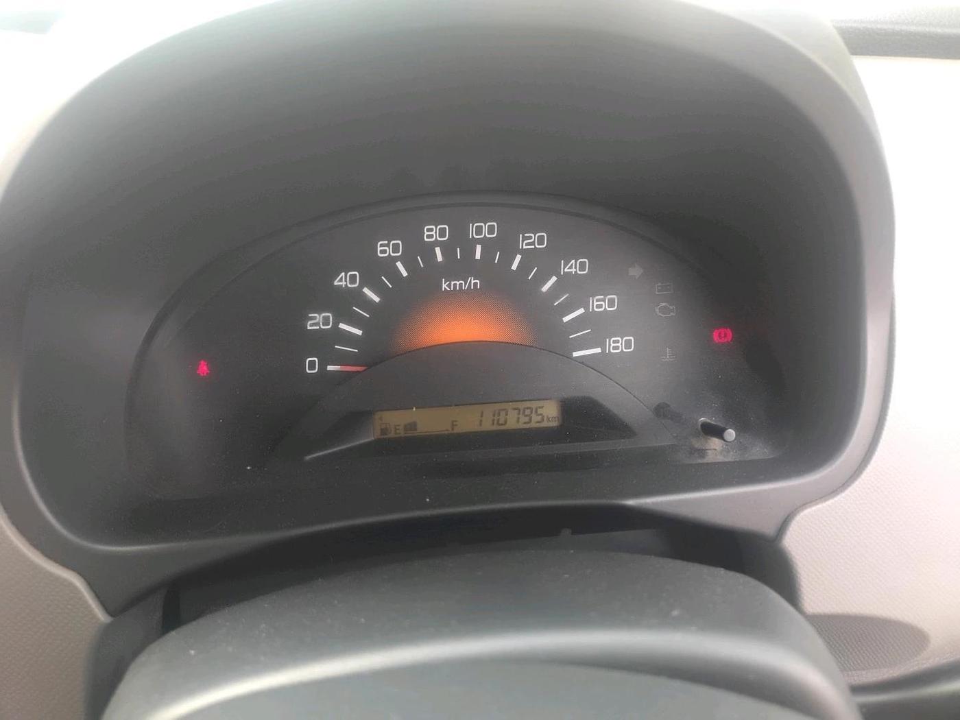 2012 Maruti Wagon R 1.0 LXI, Petrol, Manual, 1,10,795 km, interior