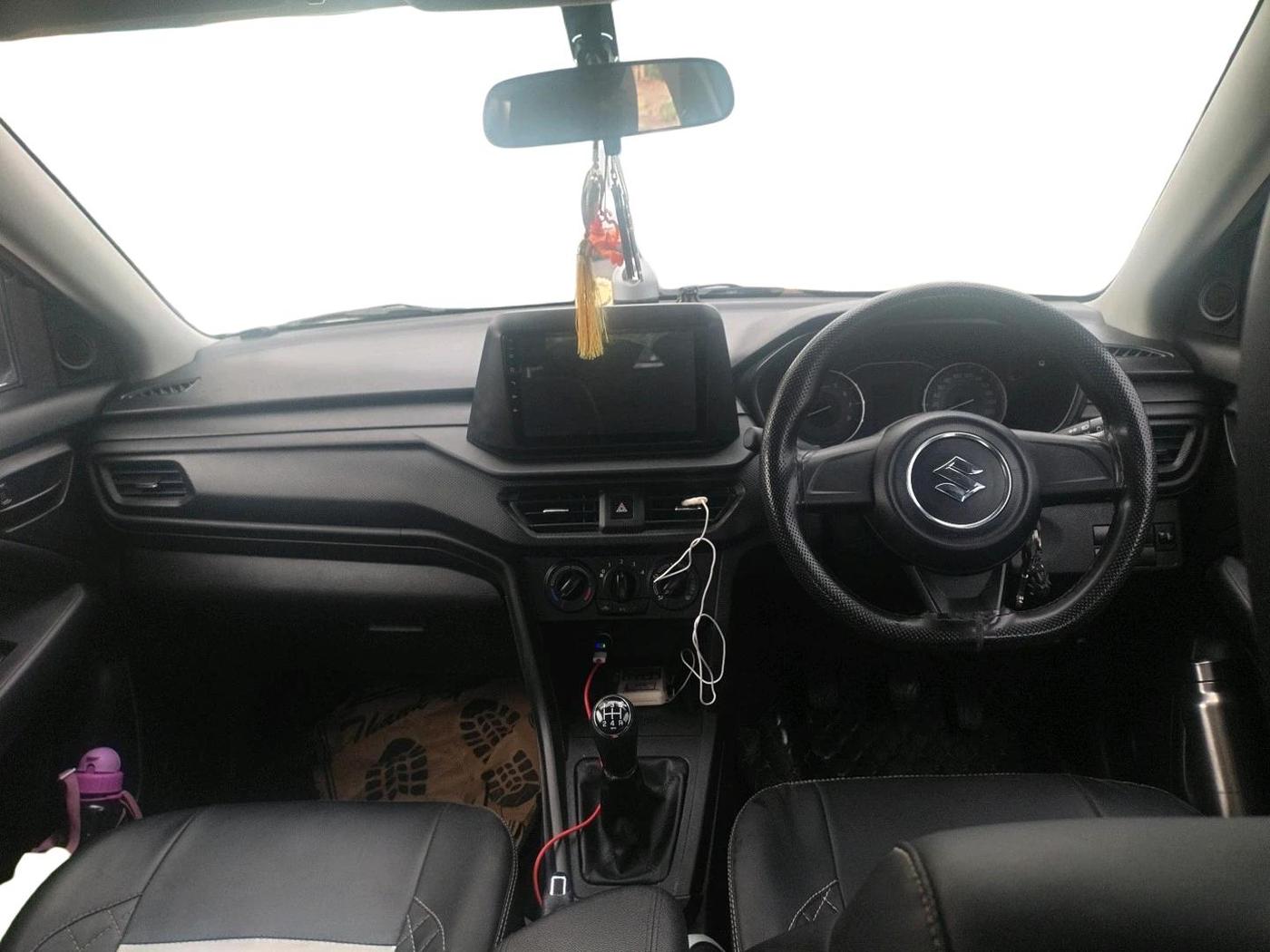 2025 Maruti BREZZA LXI S- CNG, CNG, Manual, 42,077 km, interior