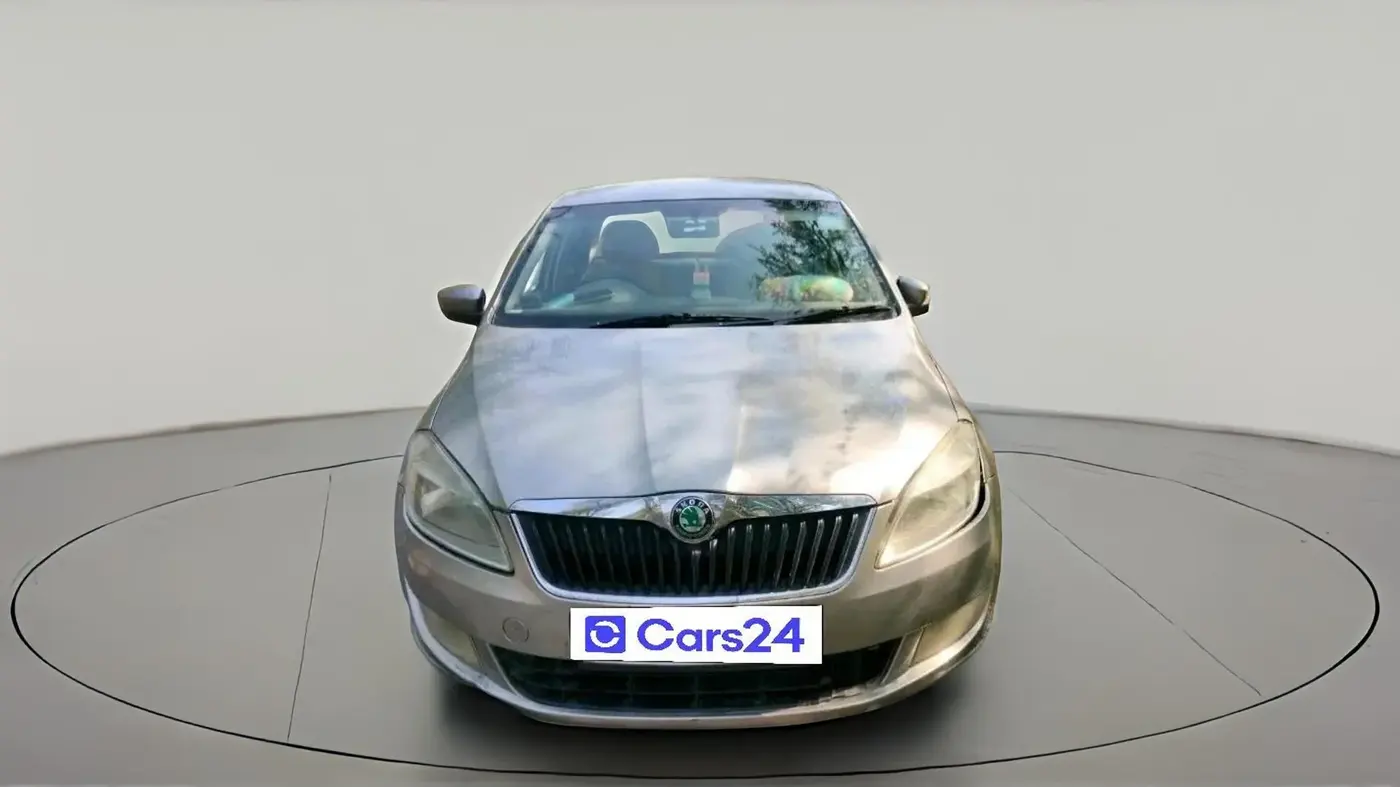 2012 Skoda Rapid 1.6 MPI ACTIVE, CNG, Manual, 1,03,138 km, exterior
