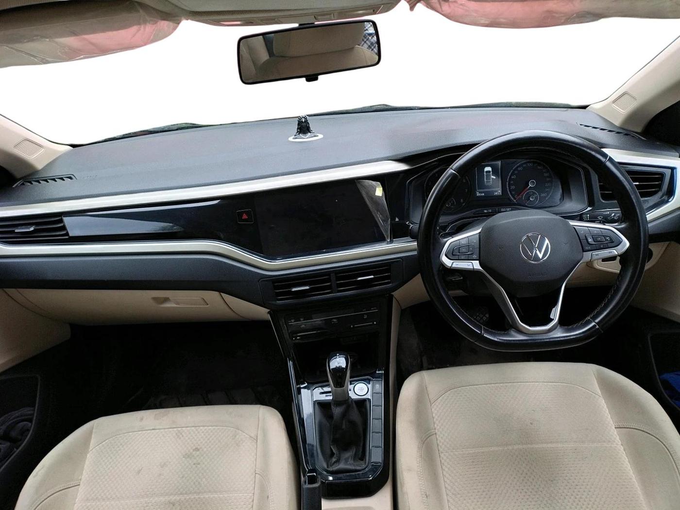 2024 Volkswagen VIRTUS HIGHLINE TSI 1.0 AT, Petrol, Automatic, 49,544 km, interior