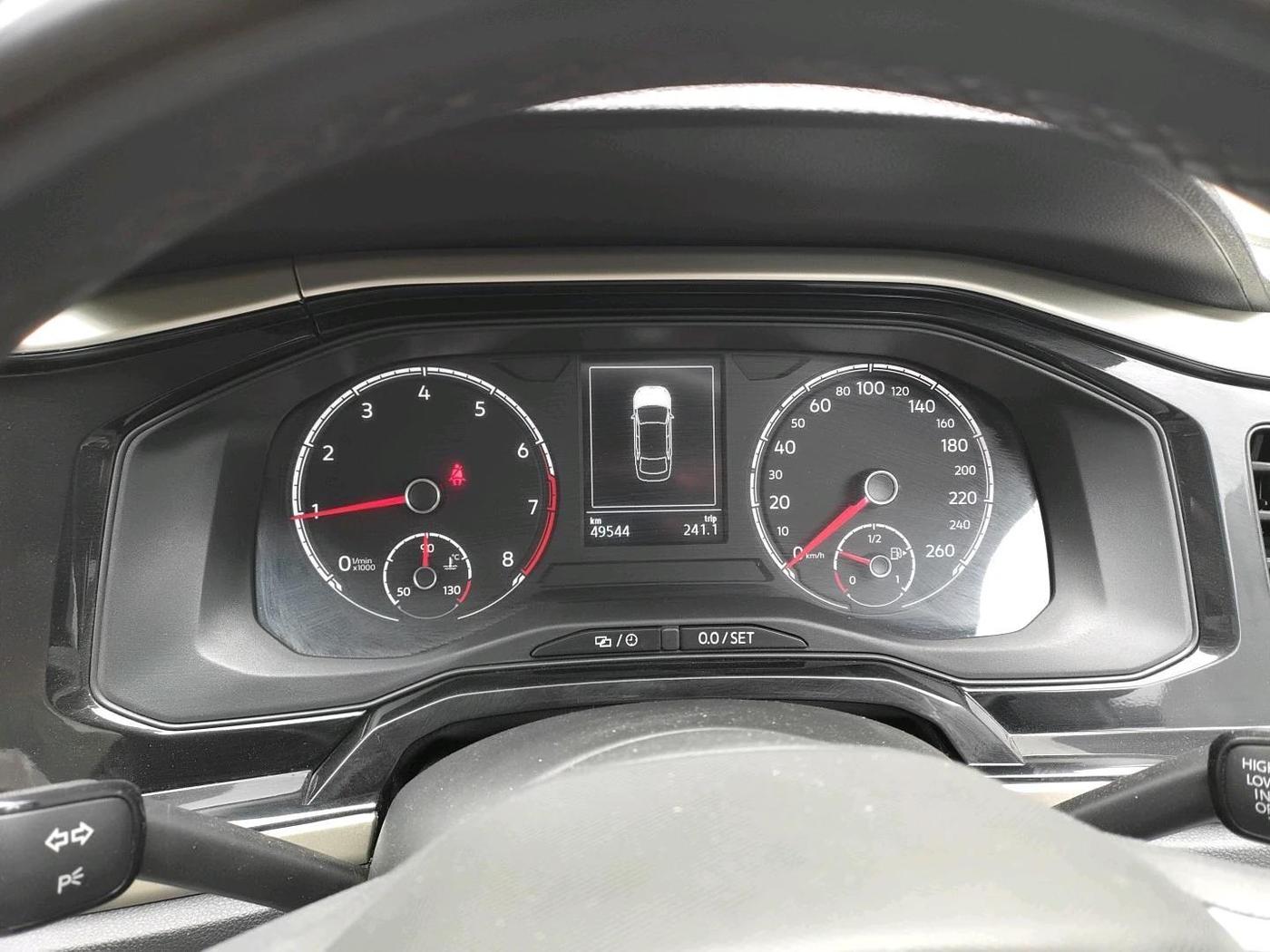 2024 Volkswagen VIRTUS HIGHLINE TSI 1.0 AT, Petrol, Automatic, 49,544 km, interior