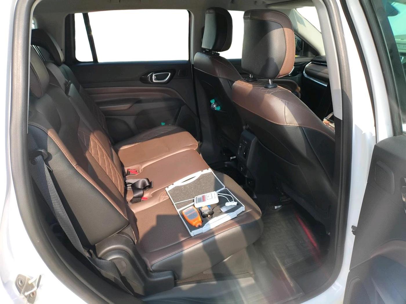 2022 Jeep MERIDIAN LIMITED (O) 4X4 AT, Diesel, Automatic, 1,23,998 km, interior