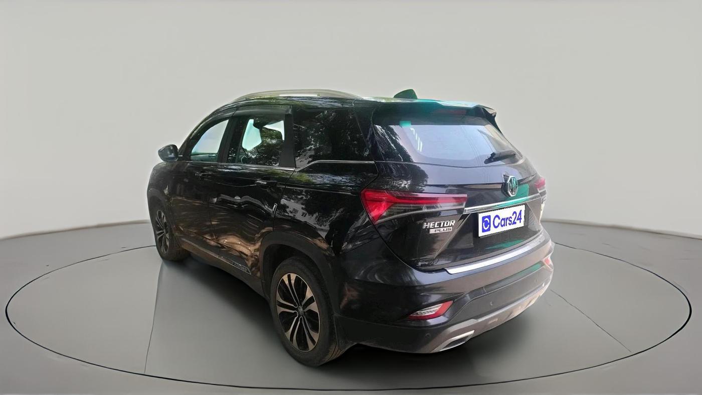 2021 MG HECTOR PLUS SHARP 2.0 DIESEL TURBO MT 6-STR, Diesel, Manual, 54,443 km, exterior