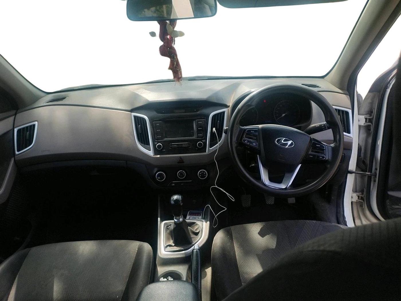 2018 Hyundai Creta E PLUS 1.6 PETROL, Petrol, Manual, 1,02,950 km, interior