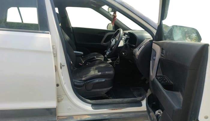 2018 Hyundai Creta E PLUS 1.6 PETROL, Petrol, Manual, 1,02,950 km, interior