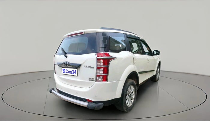 2016 Mahindra XUV500 W10 AT 1.99, Diesel, Automatic, 1,02,561 km, exterior