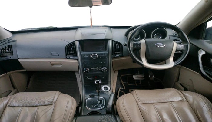 2016 Mahindra XUV500 W10 AT 1.99, Diesel, Automatic, 1,02,561 km, interior