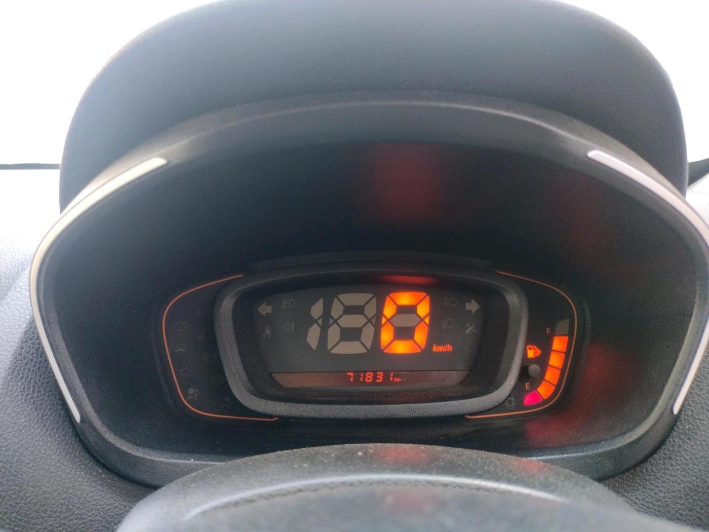 2018 Renault Kwid RXL, CNG, Manual, 71,831 km, interior