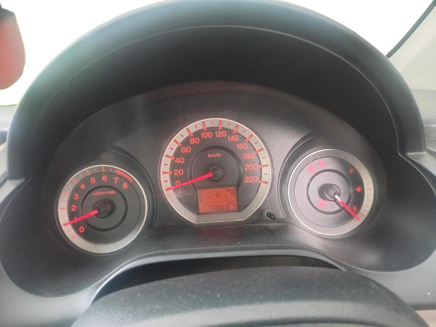 2011 Honda City 1.5L I-VTEC E MT, CNG, Manual, 1,30,667 km, interior