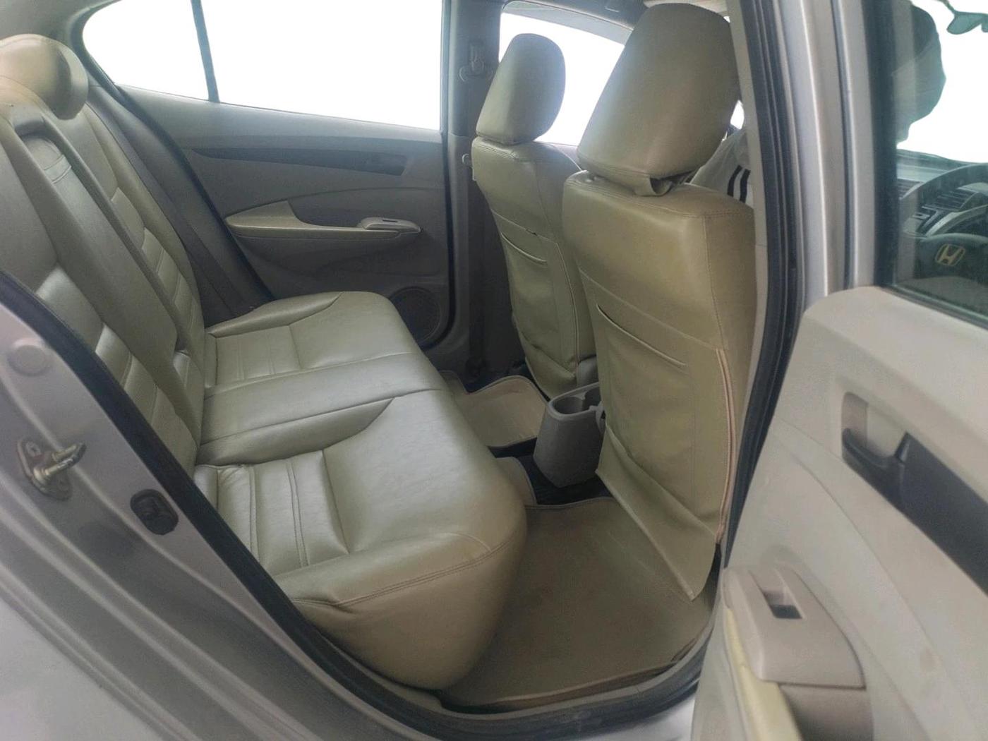2011 Honda City 1.5L I-VTEC E MT, CNG, Manual, 1,30,667 km, interior