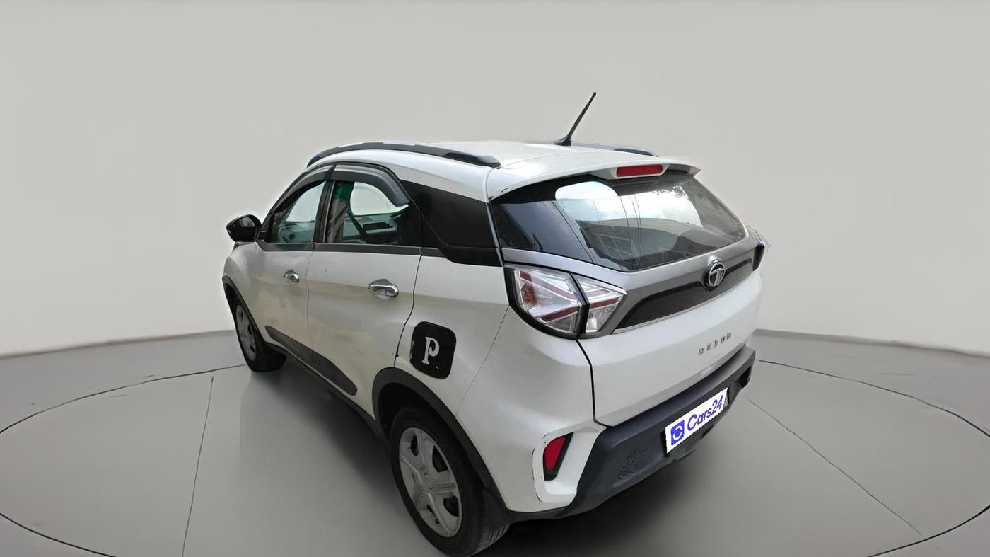 2020 Tata NEXON XM PETROL, Petrol, Manual, 70,842 km, exterior