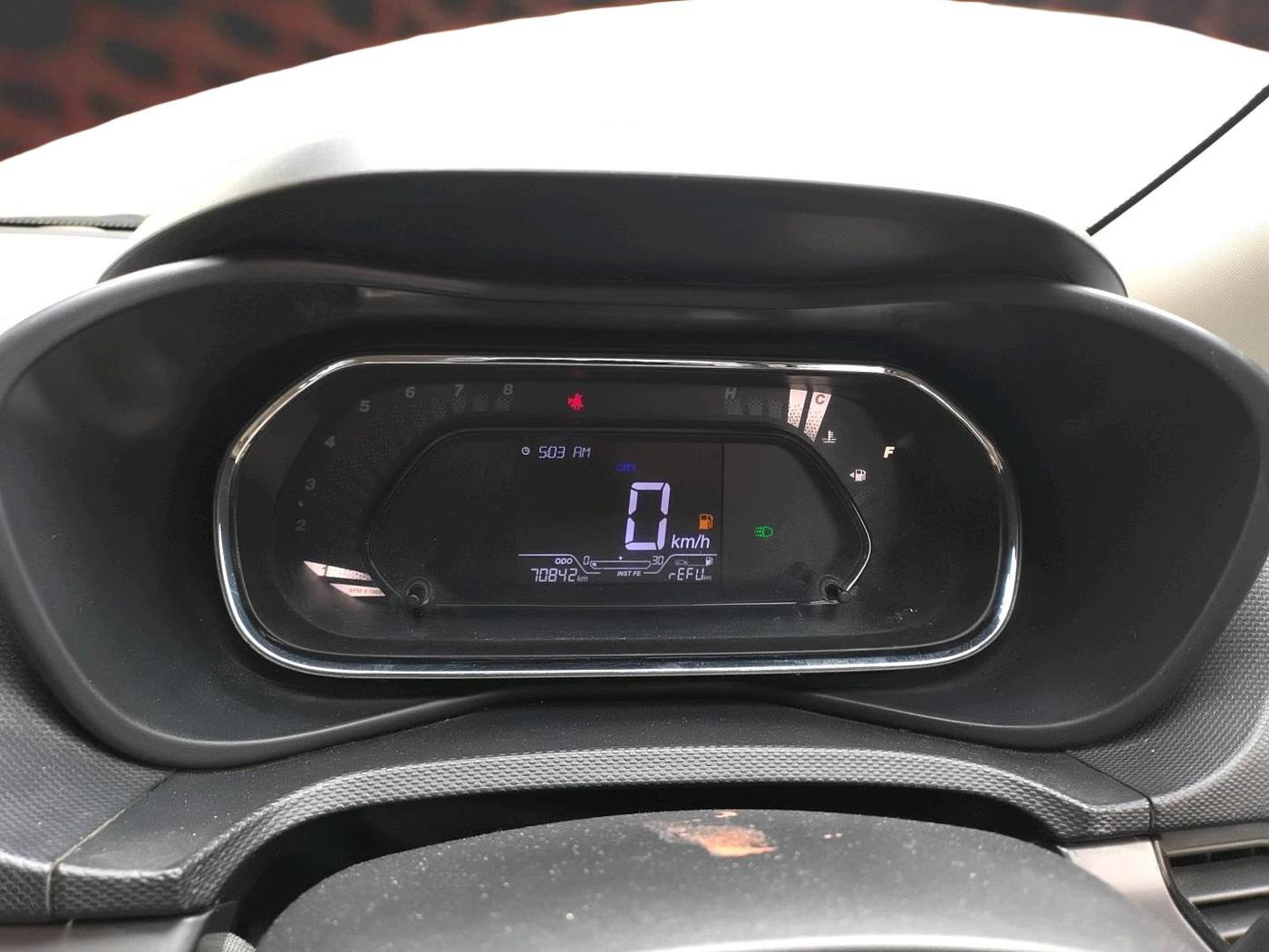 2020 Tata NEXON XM PETROL, Petrol, Manual, 70,842 km, interior