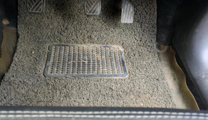 2011 Maruti Swift Dzire VXI, Petrol, Manual, 1,14,111 km, interior