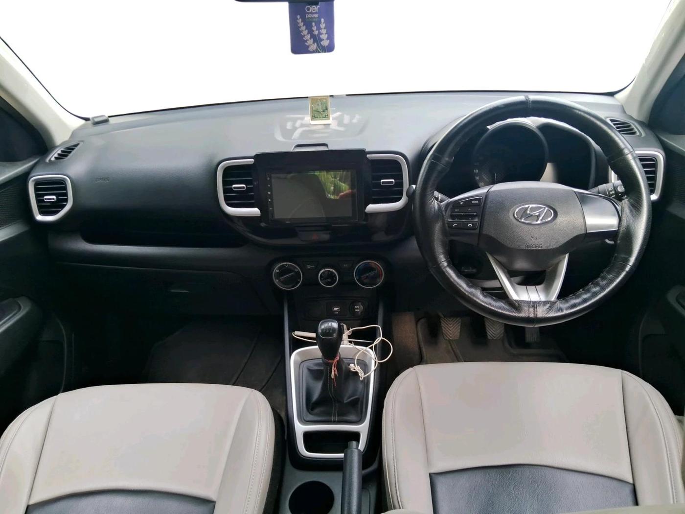 2019 Hyundai VENUE S 1.2, Petrol, Manual, 33,680 km, interior