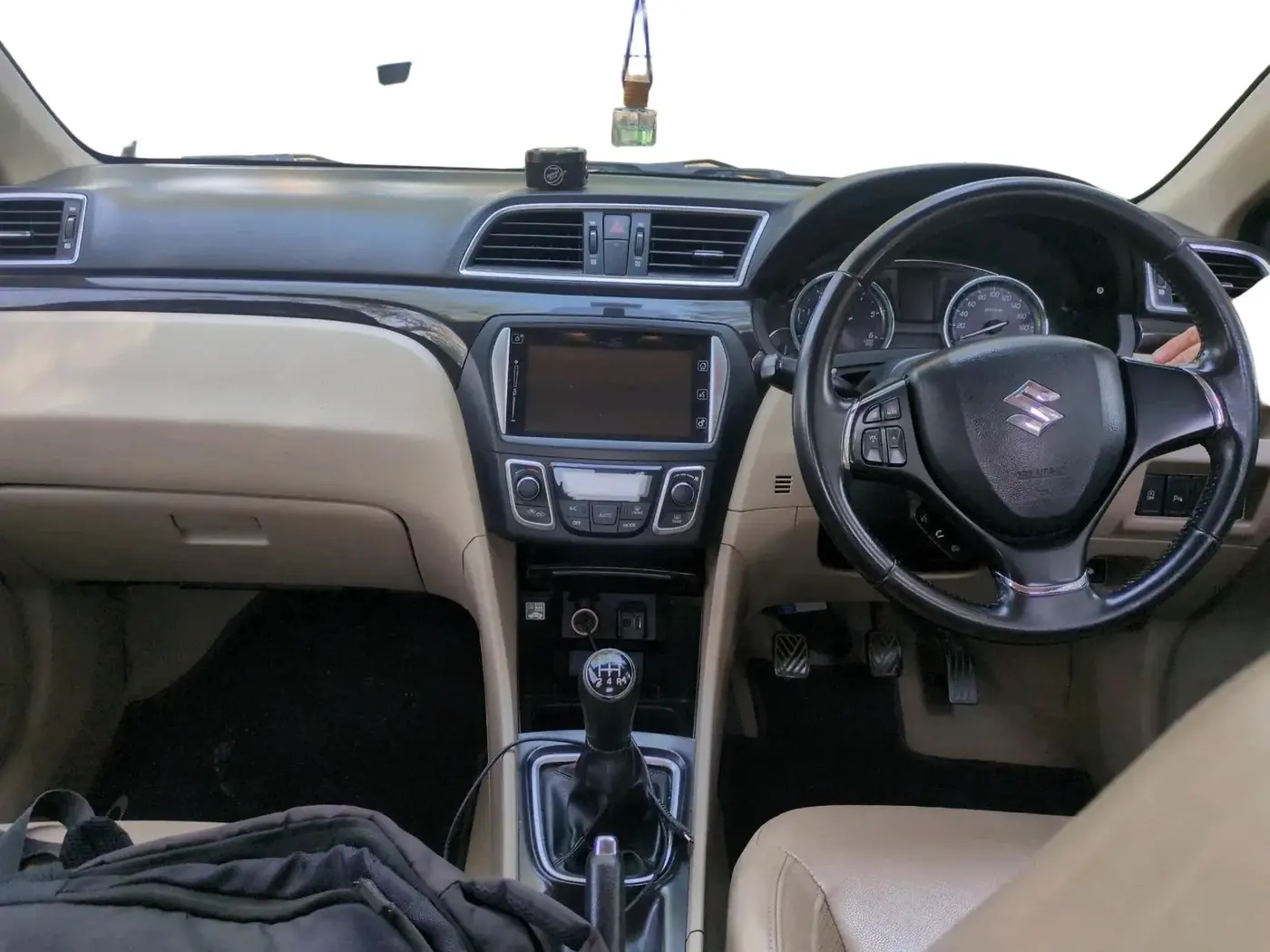 2016 Maruti Ciaz ZDI+ SHVS, Diesel, Manual, 1,35,675 km, interior