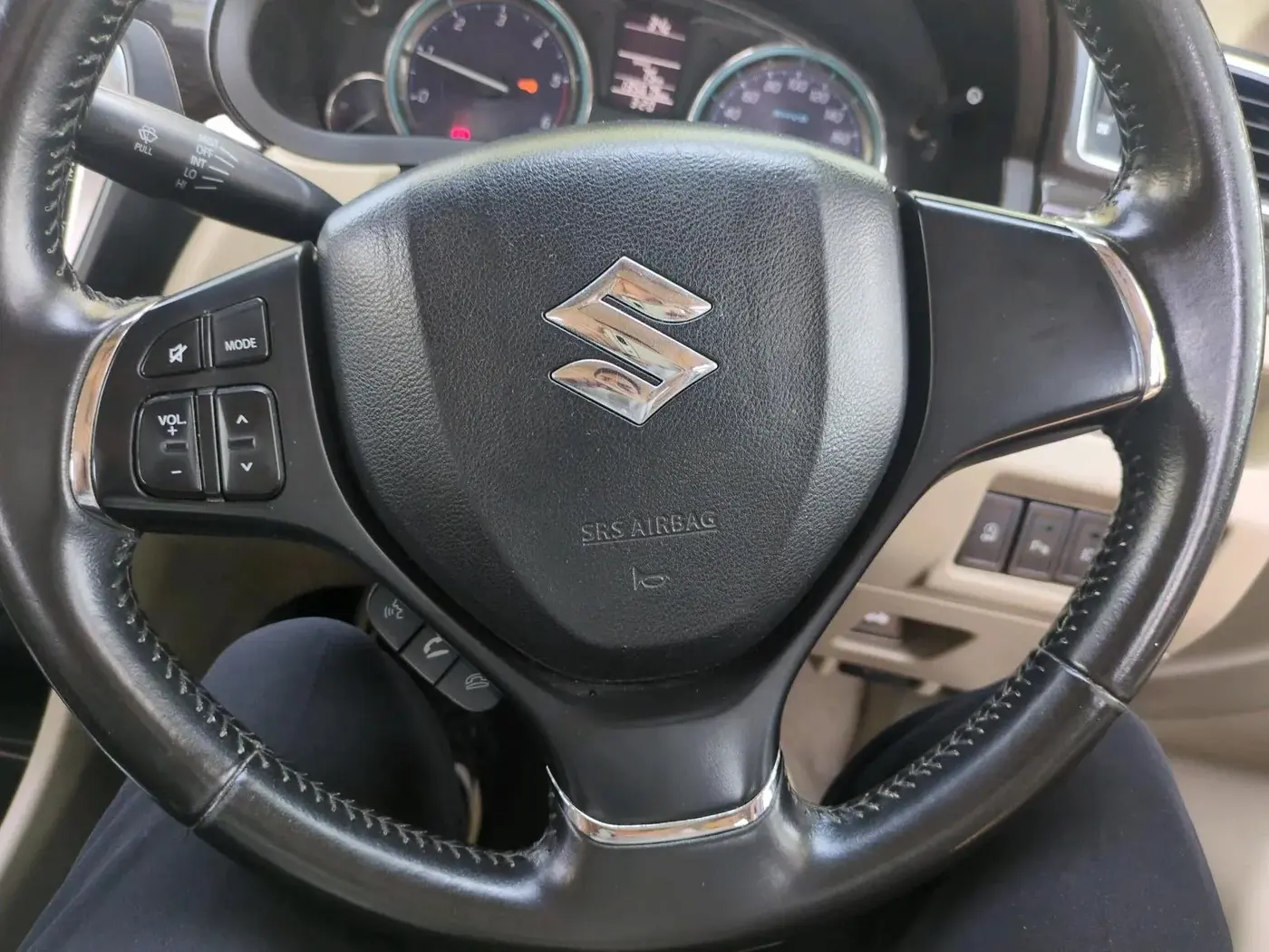 2016 Maruti Ciaz ZDI+ SHVS, Diesel, Manual, 1,35,675 km, interior