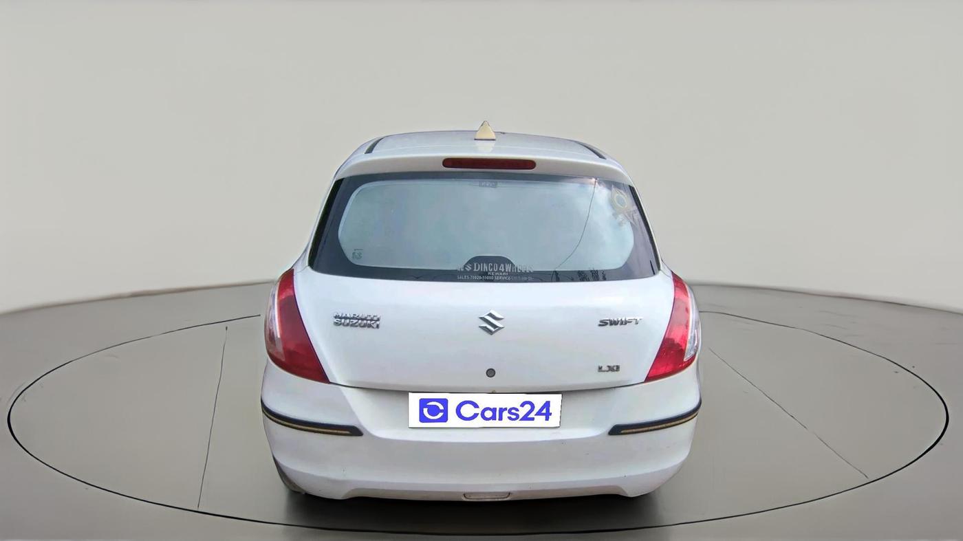 2015 Maruti Swift LXI, CNG, Manual, 84,545 km, exterior