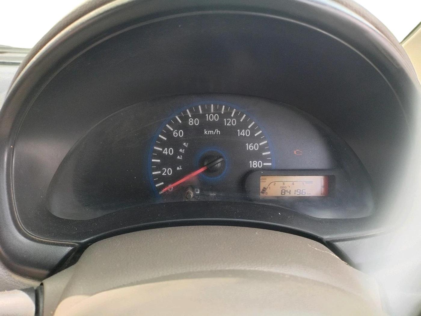 2016 Datsun Go A, CNG, Manual, 84,196 km, interior