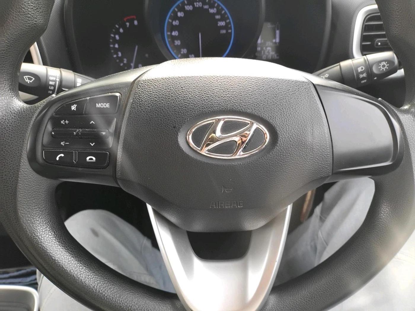 2022 Hyundai VENUE S 1.2, CNG, Manual, 1,01,913 km, interior