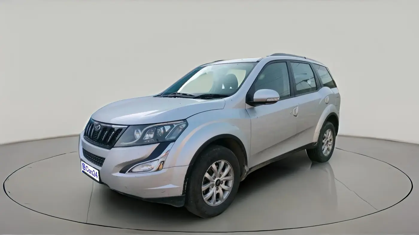 2017 Mahindra XUV500 W9 1.99, Diesel, Manual, 1,17,921 km, exterior