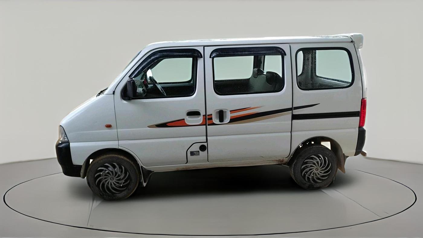 2022 Maruti Eeco 5 STR AC CNG (O), CNG, Manual, 61,374 km, exterior