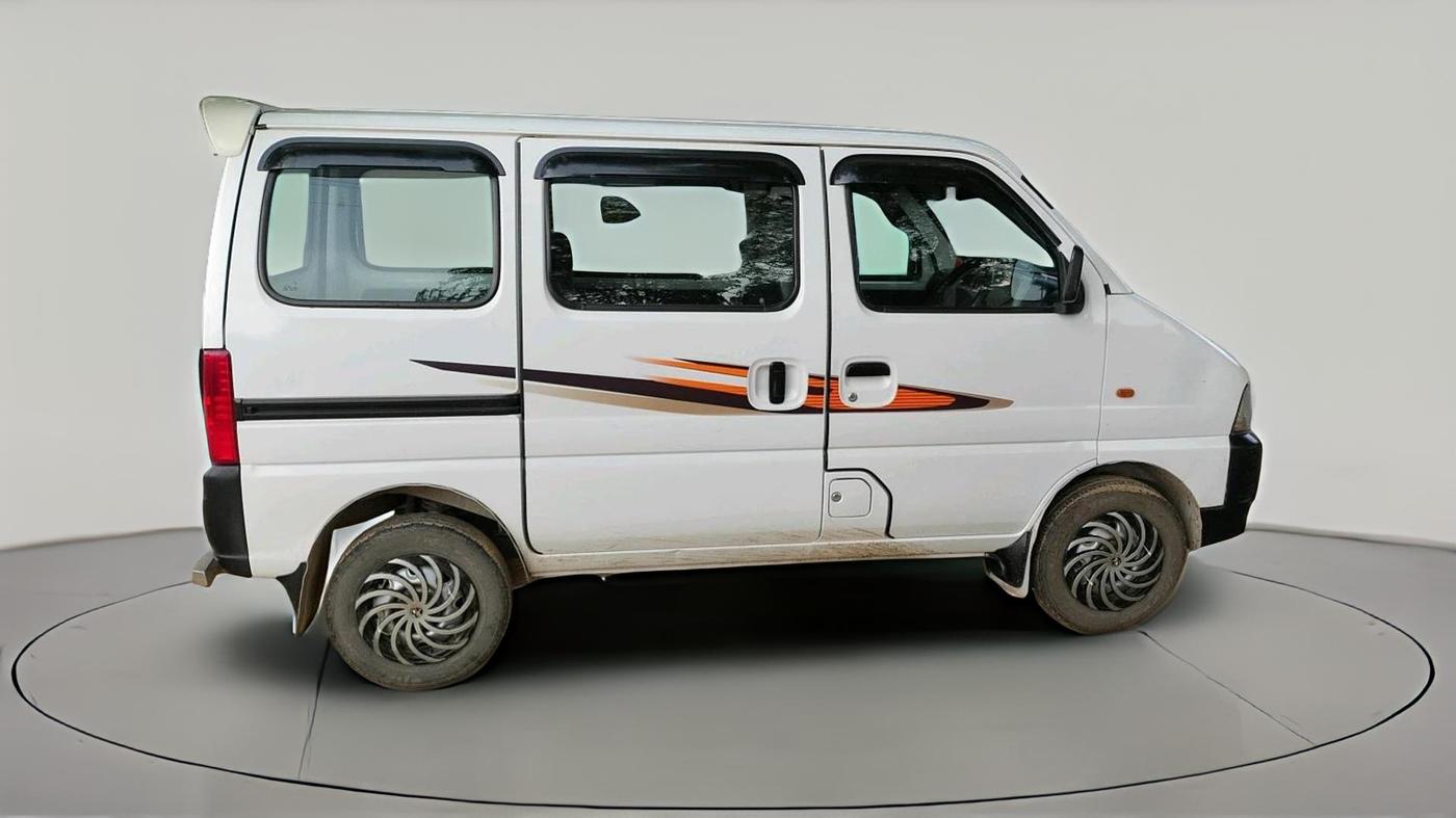 2022 Maruti Eeco 5 STR AC CNG (O), CNG, Manual, 61,374 km, exterior