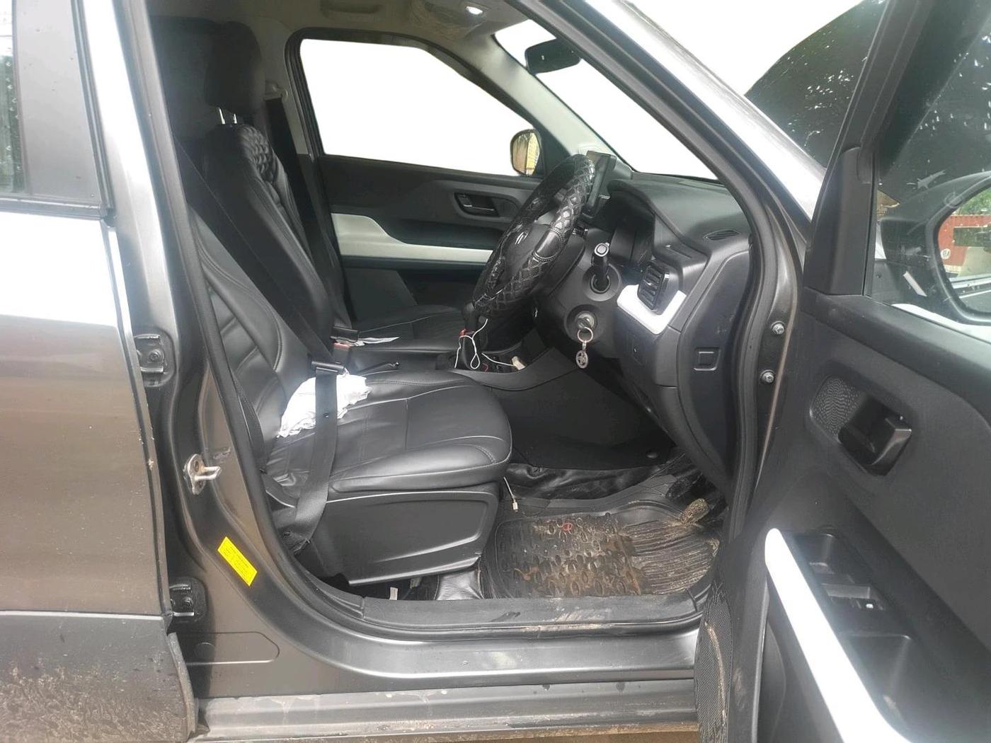 2022 Tata PUNCH PURE MT, Petrol, Manual, 47,252 km, interior