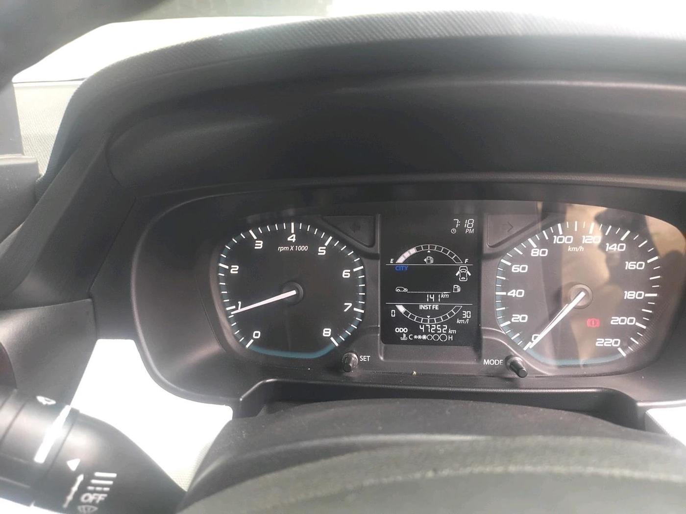 2022 Tata PUNCH PURE MT, Petrol, Manual, 47,252 km, interior
