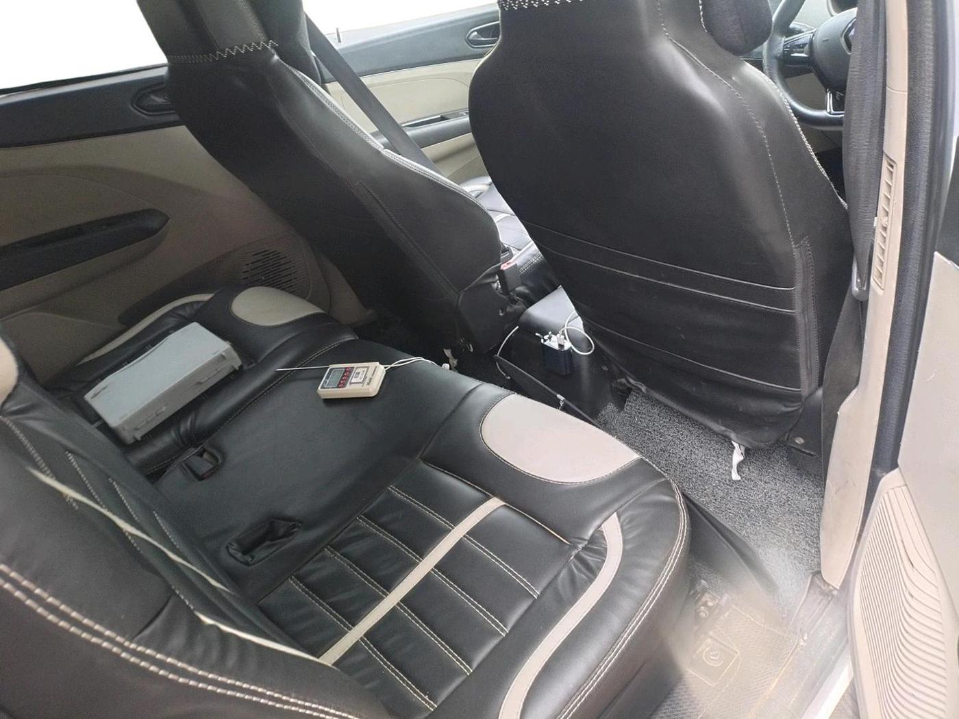 2023 Renault TRIBER RXT, Petrol, Manual, 28,711 km, interior