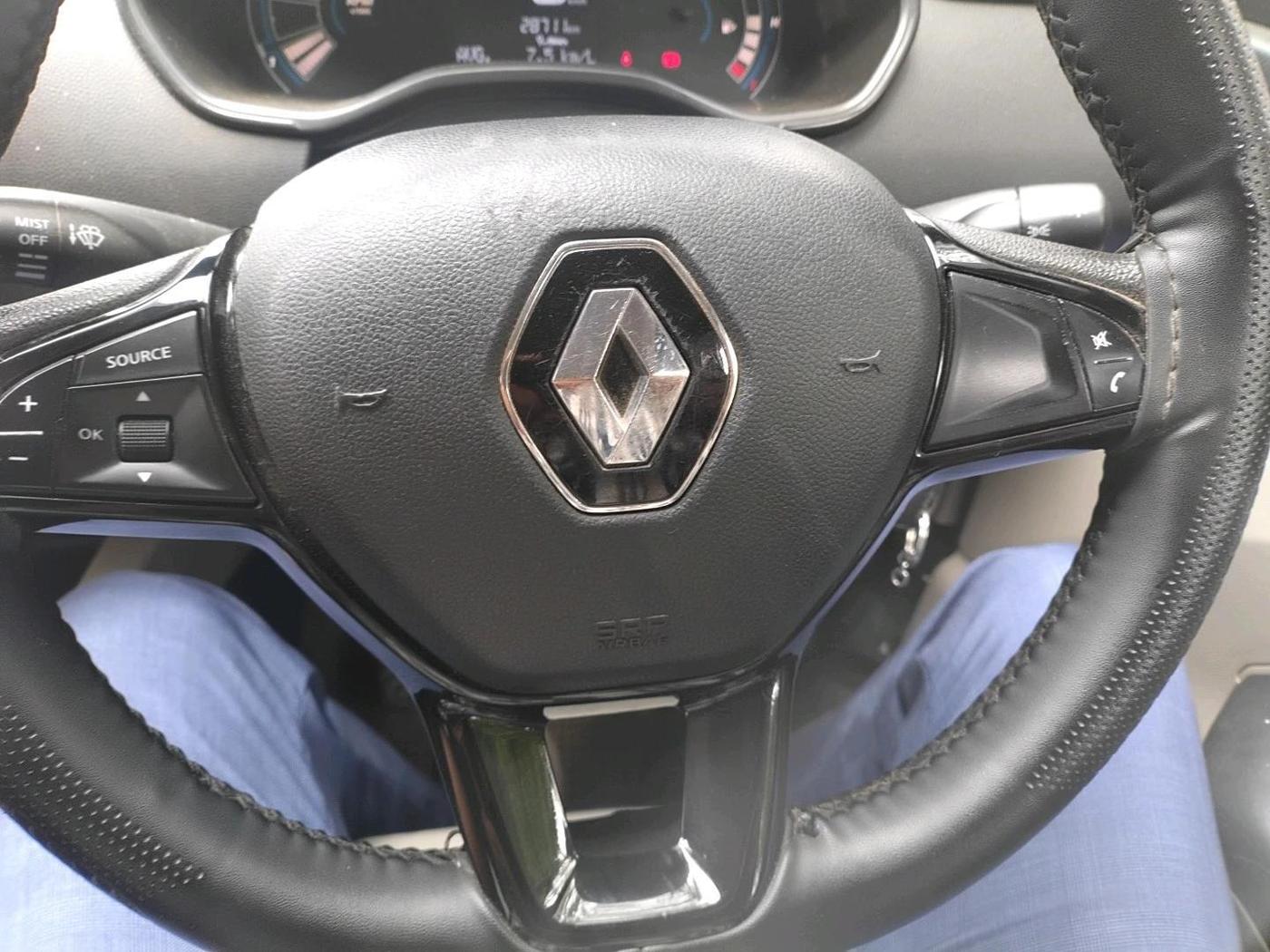2023 Renault TRIBER RXT, Petrol, Manual, 28,711 km, interior