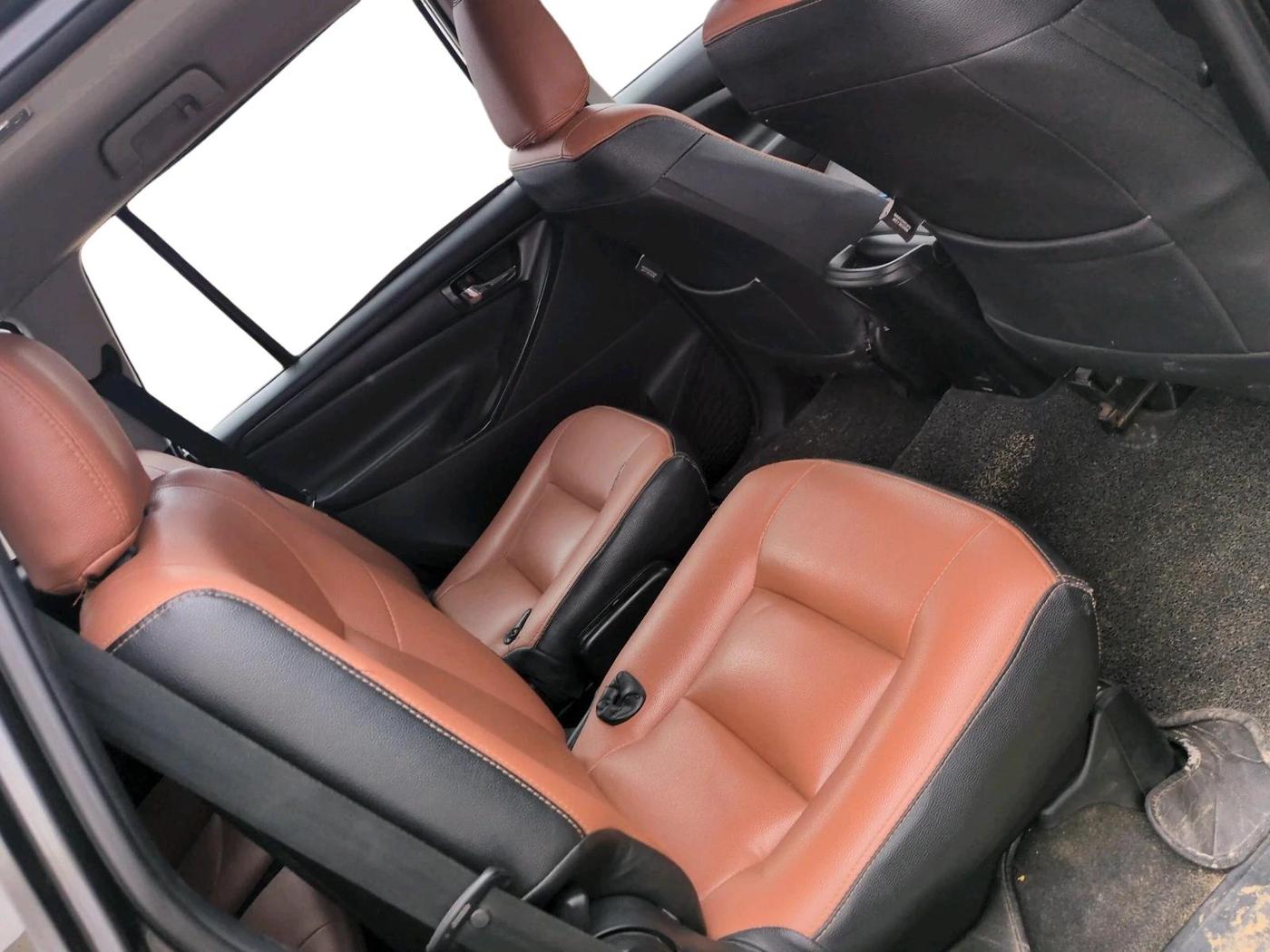 2019 Toyota Innova Crysta 2.4 GX 7 STR, Diesel, Manual, 87,481 km, interior