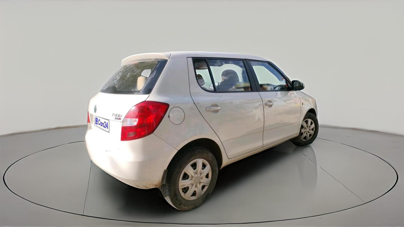 2011 Skoda Fabia AMBITION 1.2 MPI, Petrol, Manual, 28,719 km, exterior