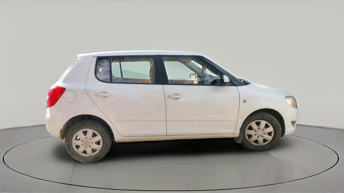 2011 Skoda Fabia AMBITION 1.2 MPI, Petrol, Manual, 28,719 km, exterior