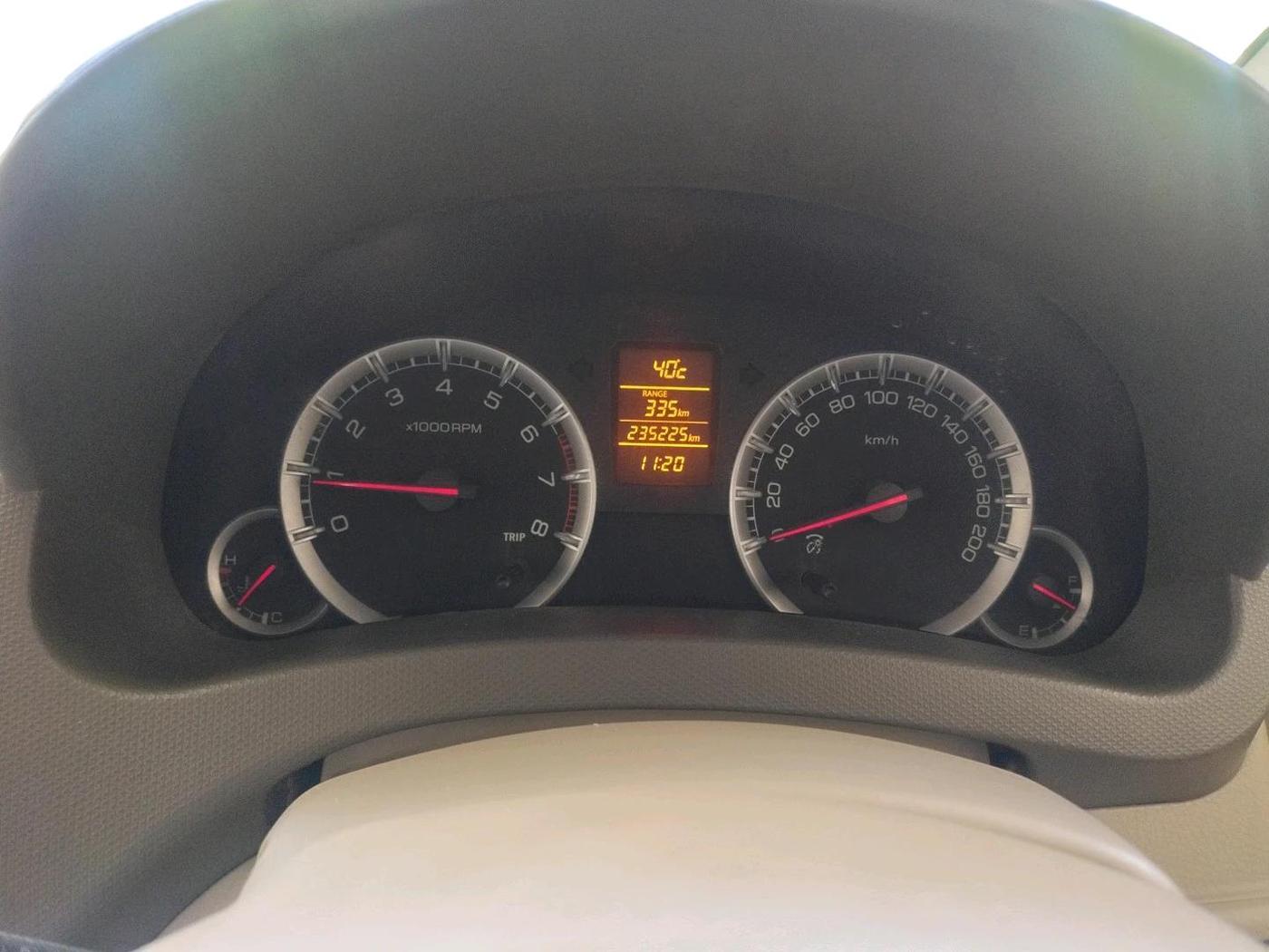 2014 Maruti Ertiga ZXI, Petrol, Manual, 2,35,225 km, interior