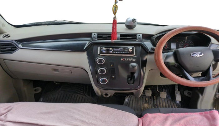 2016 Mahindra Kuv100 K4 D 6 STR, Diesel, Manual, 39,559 km, interior