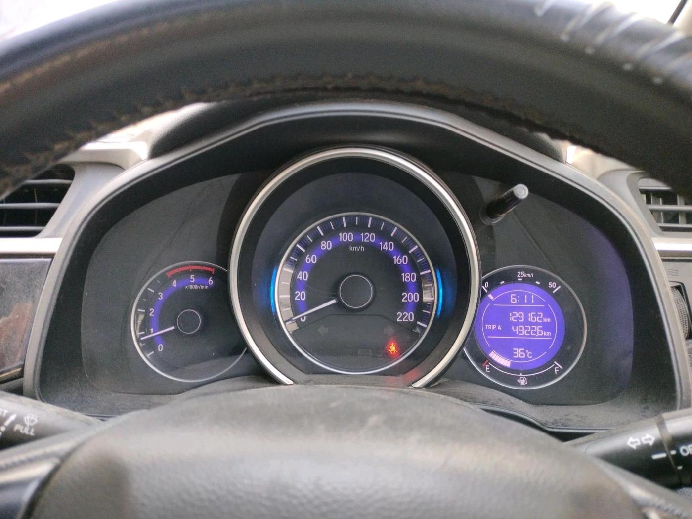 2018 Honda WR-V 1.5L I-DTEC VX MT, Diesel, Manual, 1,29,162 km, interior