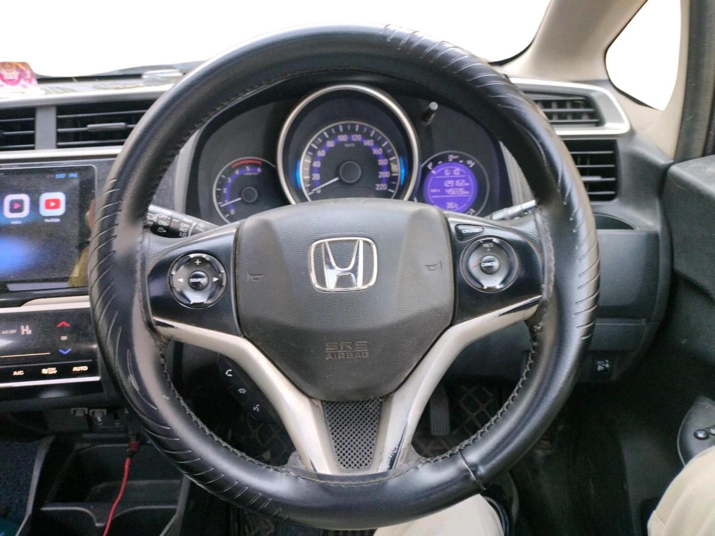2018 Honda WR-V 1.5L I-DTEC VX MT, Diesel, Manual, 1,29,162 km, interior