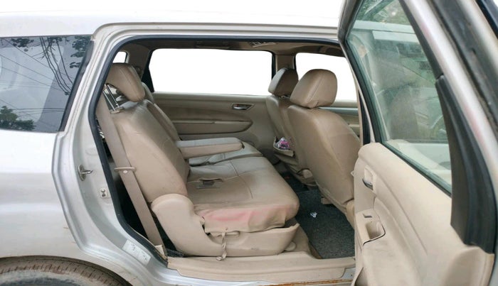 2015 Maruti Ertiga ZDI SHVS, Diesel, Manual, 2,11,037 km, interior