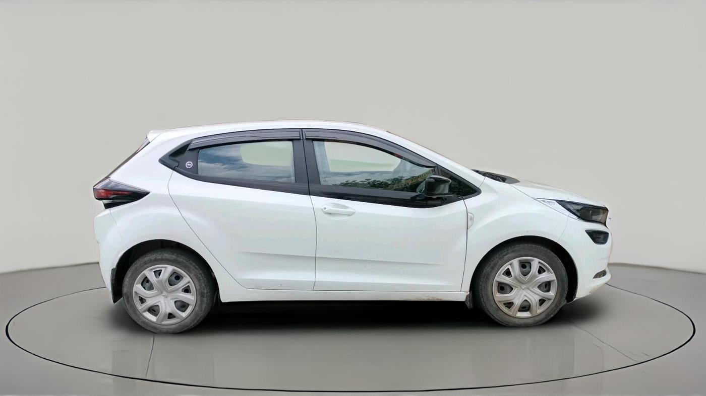 2023 Tata ALTROZ XM PLUS PETROL, Petrol, Manual, 30,723 km, exterior