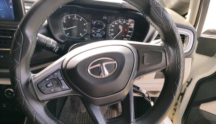 2023 Tata ALTROZ XM PLUS PETROL, Petrol, Manual, 30,723 km, interior