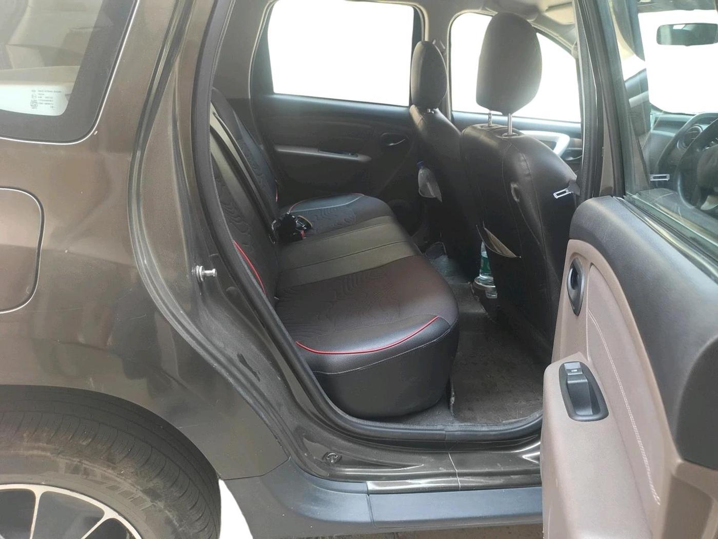2019 Renault Duster 85 PS RXS MT DIESEL, Diesel, Manual, 63,786 km, interior