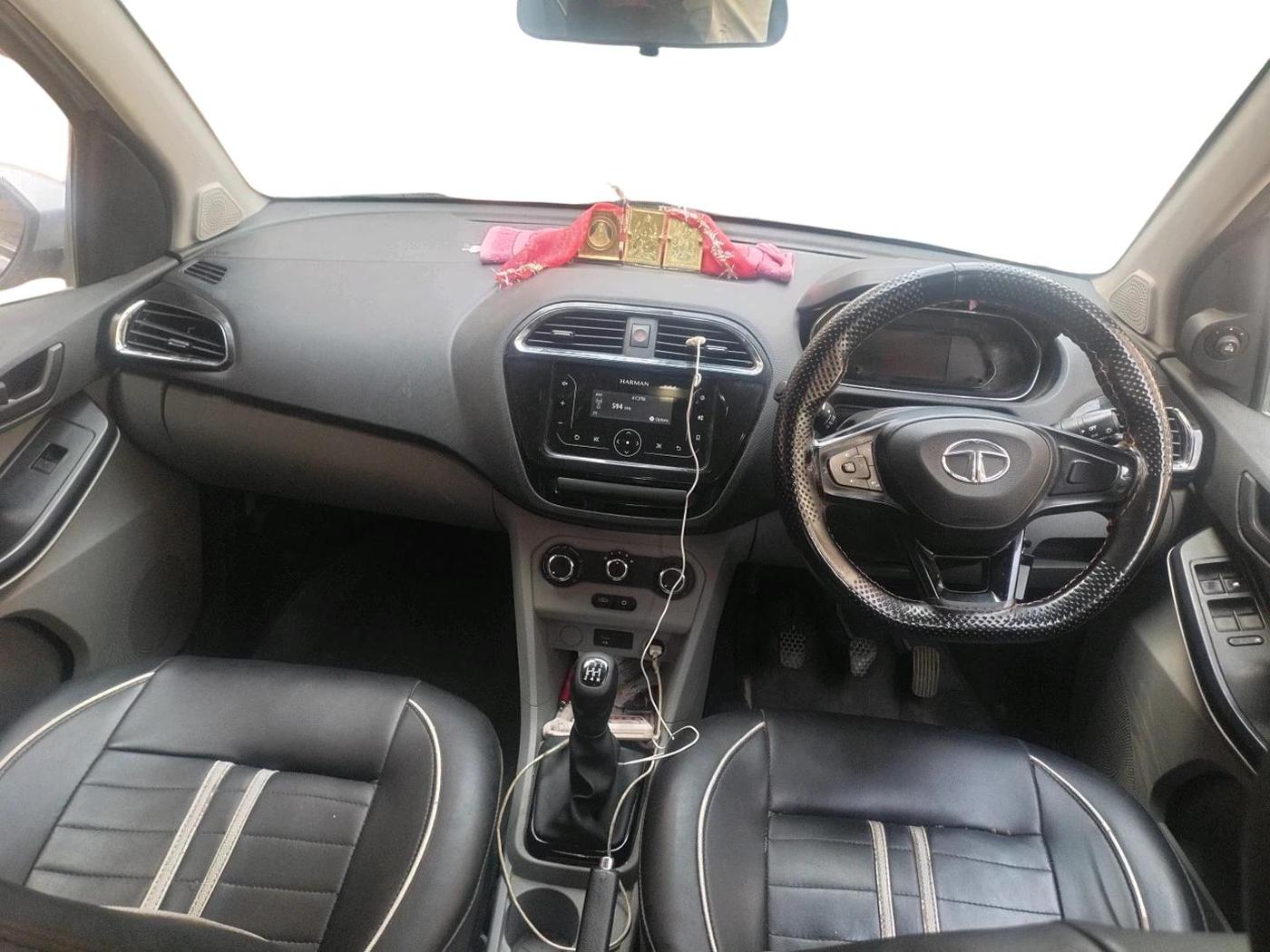 2021 Tata Tiago XT PETROL, Petrol, Manual, 1,62,676 km, interior