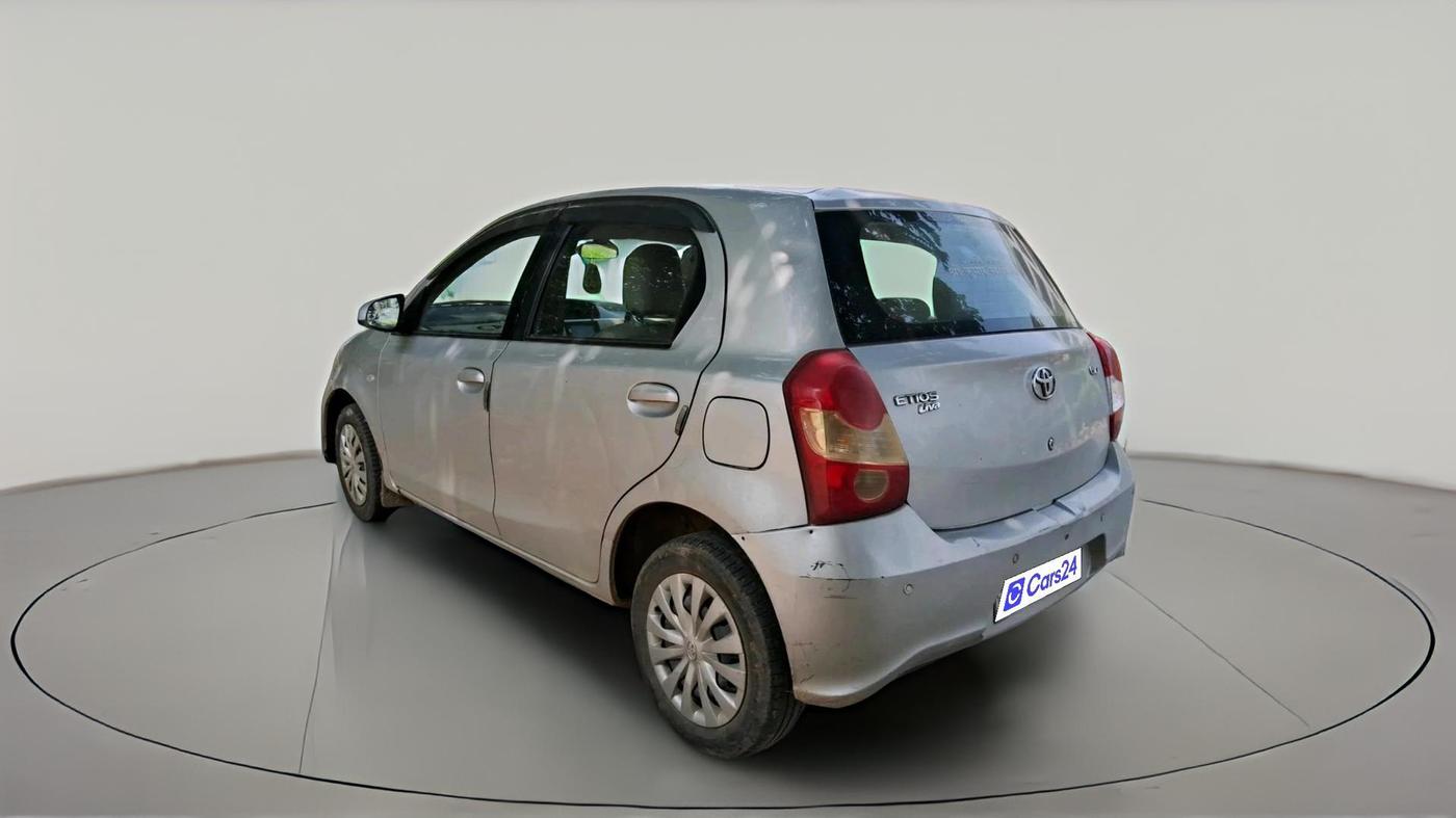 2017 Toyota Etios Liva GD, Diesel, Manual, 1,37,066 km, exterior