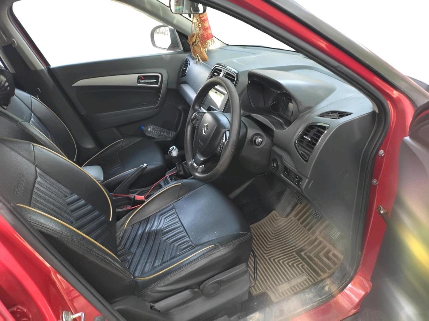 2016 Maruti Vitara Brezza ZDI PLUS DUAL TONE, Diesel, Manual, 63,455 km, interior