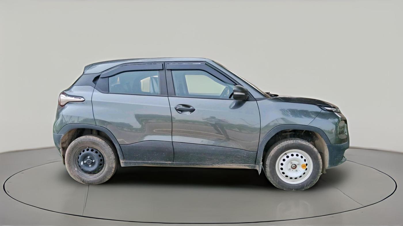 2025 Tata PUNCH PURE MT, Petrol, Manual, 4,796 km, exterior