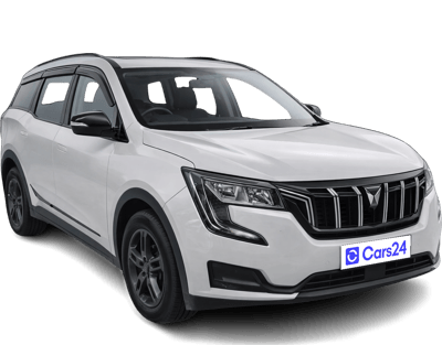 2022 Mahindra XUV700 - SUV - Petrol - Manual - ₹10.44 lakh