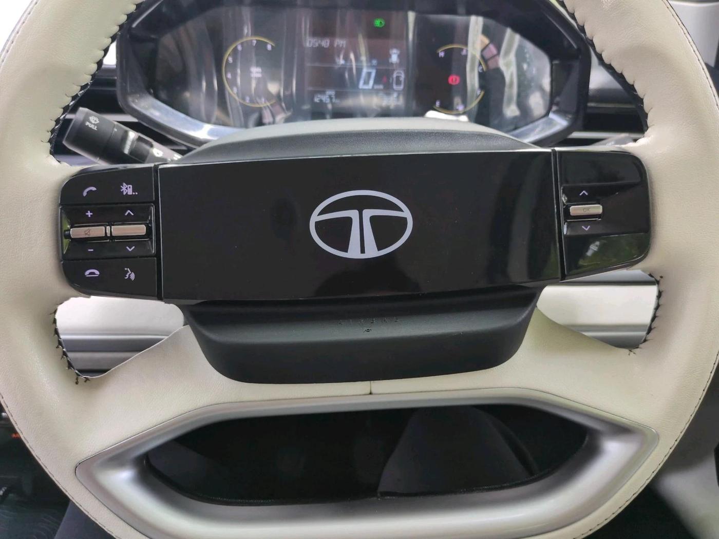2026 Tata Sierra Smart Plus 1.5 Kryojet MT, Diesel, Manual, 12,457 km, interior